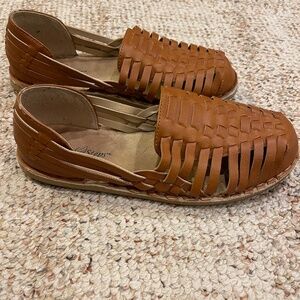 Huraches Women’s Angel Steps brand size 8 or 8.5 Vintage Brown